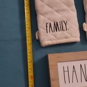 Rae Dunn Oven mits and Sign